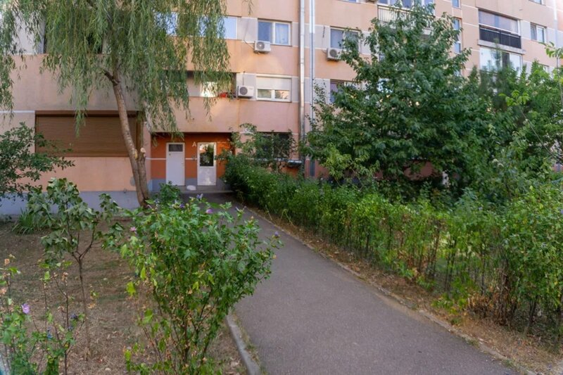 Drumul Taberei Garsoniera 42 mp Cartier Brancusi!